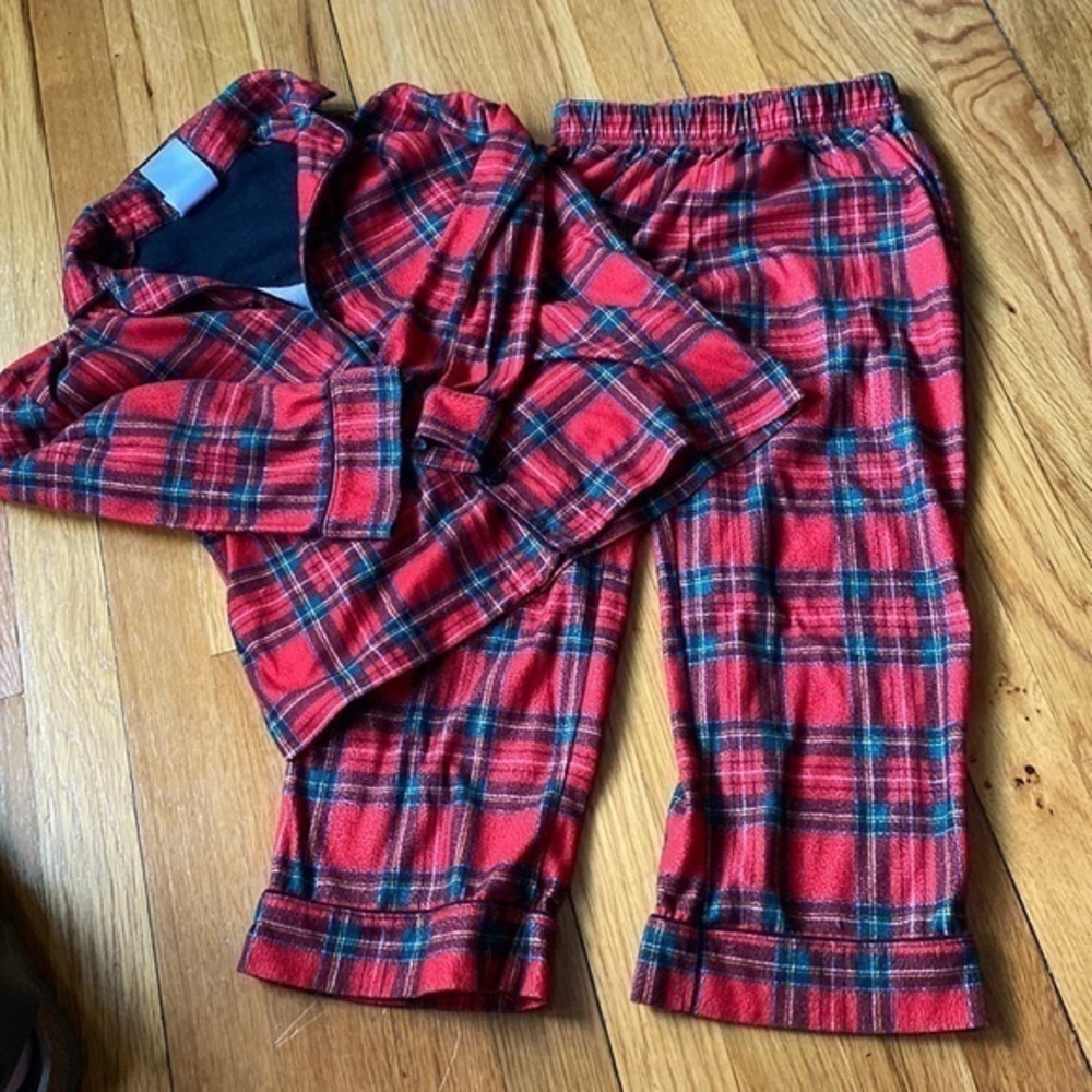 Plaid Wonder Shop pajamas 5T gently used some pilling for us 4T.